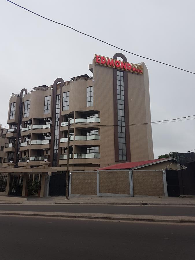 Edmond Hotel Μπραζαβίλ Εξωτερικό φωτογραφία