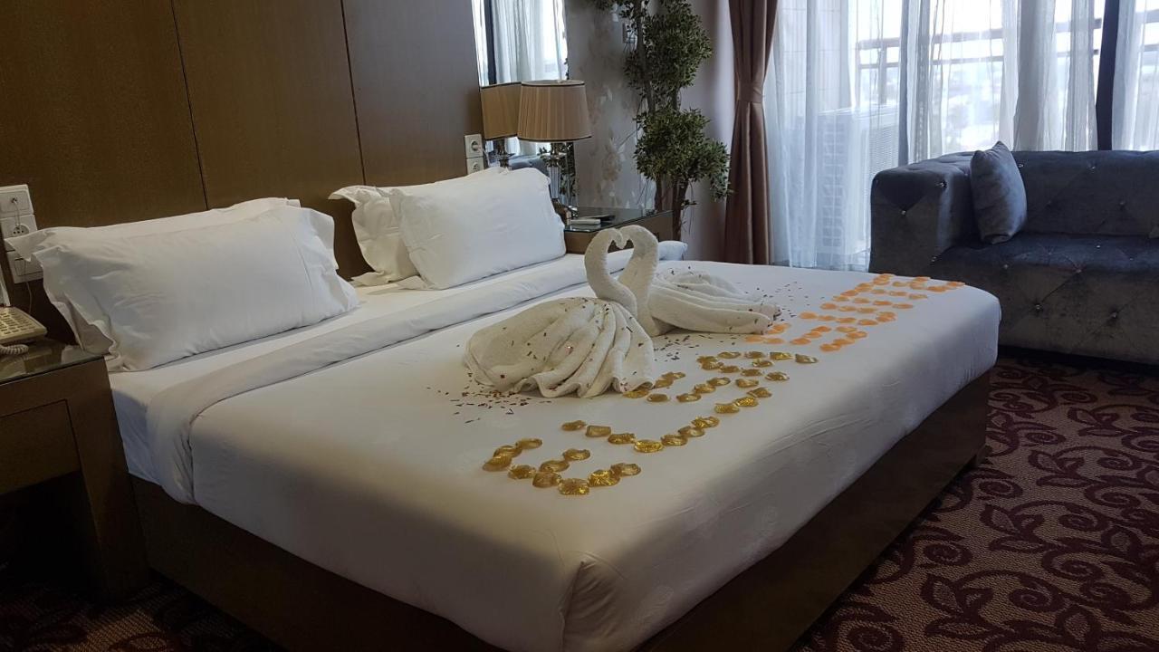 Edmond Hotel Μπραζαβίλ Εξωτερικό φωτογραφία