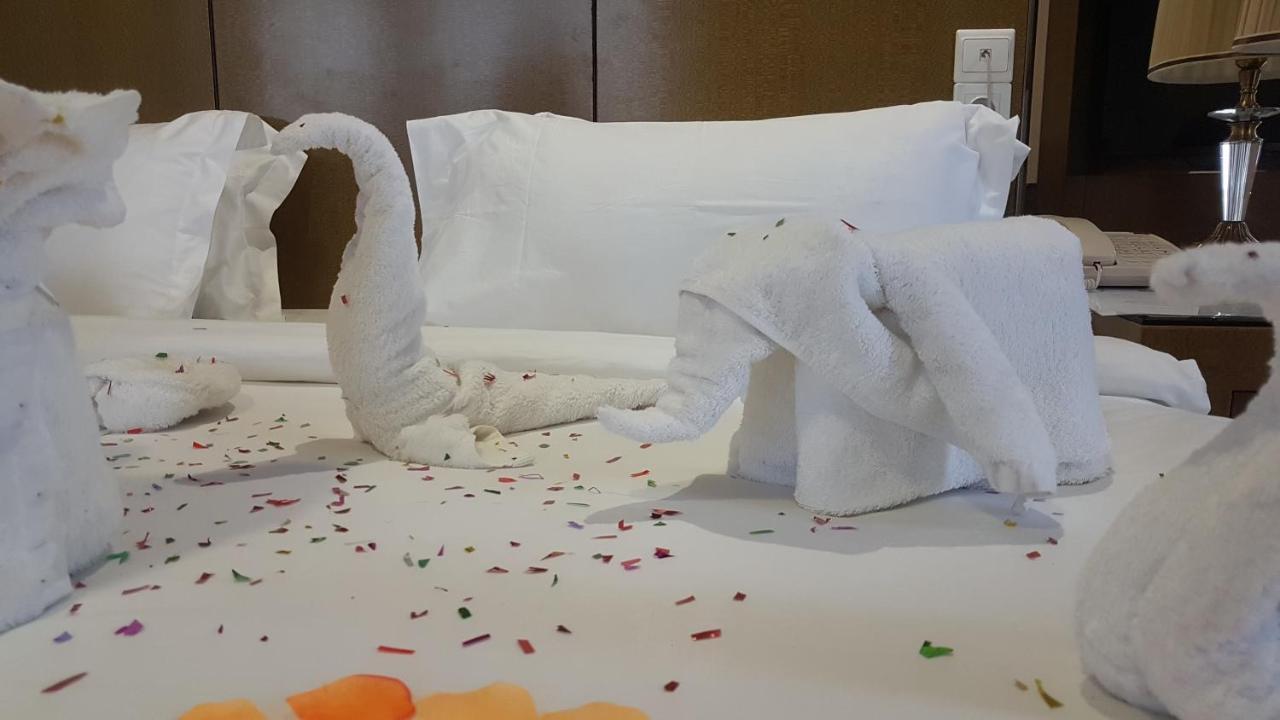 Edmond Hotel Μπραζαβίλ Εξωτερικό φωτογραφία
